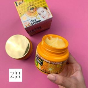 کرم روز ویتامین سی وکالی vitamin c repairing day cream